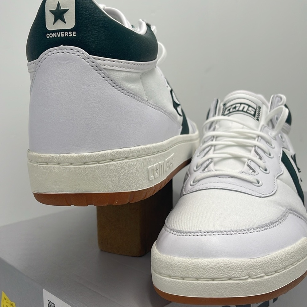 Converse Men’s Sneakers 166247C
FASTBREAK PRO MID WHITE/DEEP EMERALD/GUM - Picture 8 of 16